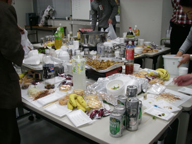 [�n���U�O���N�L�O�̐V�N��Ǝ��܎��ʐ^�P�Q]