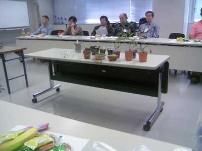 [�Q�O�P�P�H���A���������ʐ^�Q]